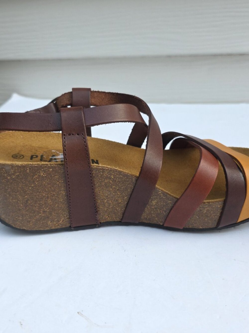 Plakton SO SONG women's wedge sandals in a brown and camel color - Picture 8 of 10